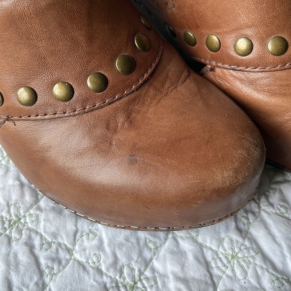 Dansko Rudy Brown Leather Slip On Mule Studded Clog Heels Women's US 6-6.5/EU 36 - Picture 5 of 10